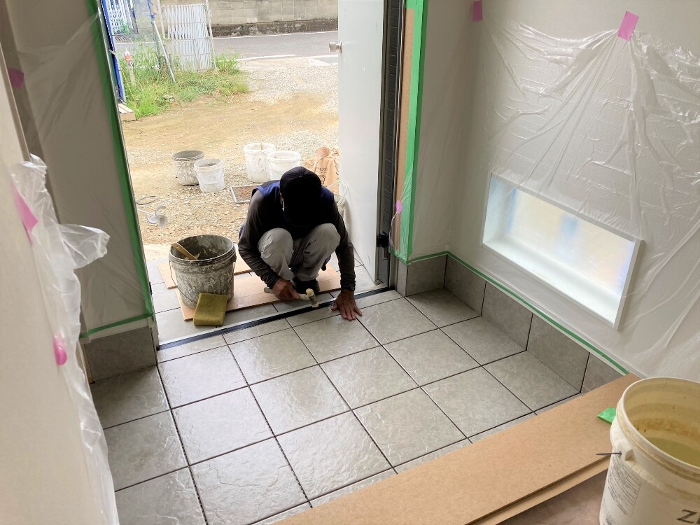 タイル工事