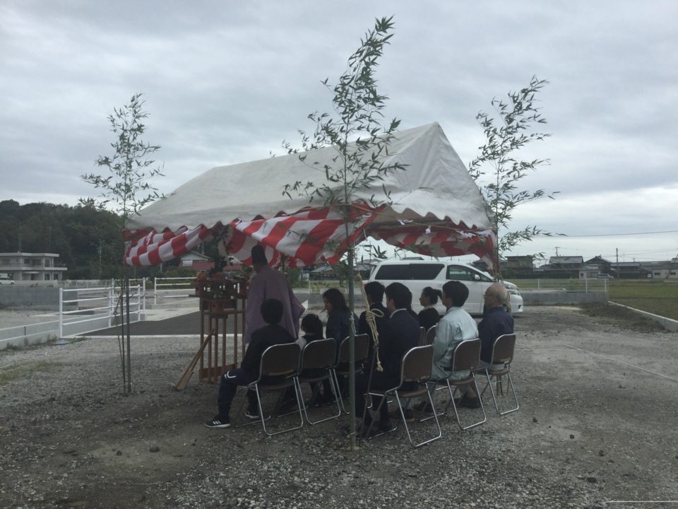 地鎮祭を行いました。