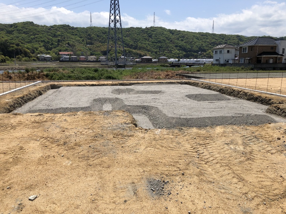 基礎工事　着工
