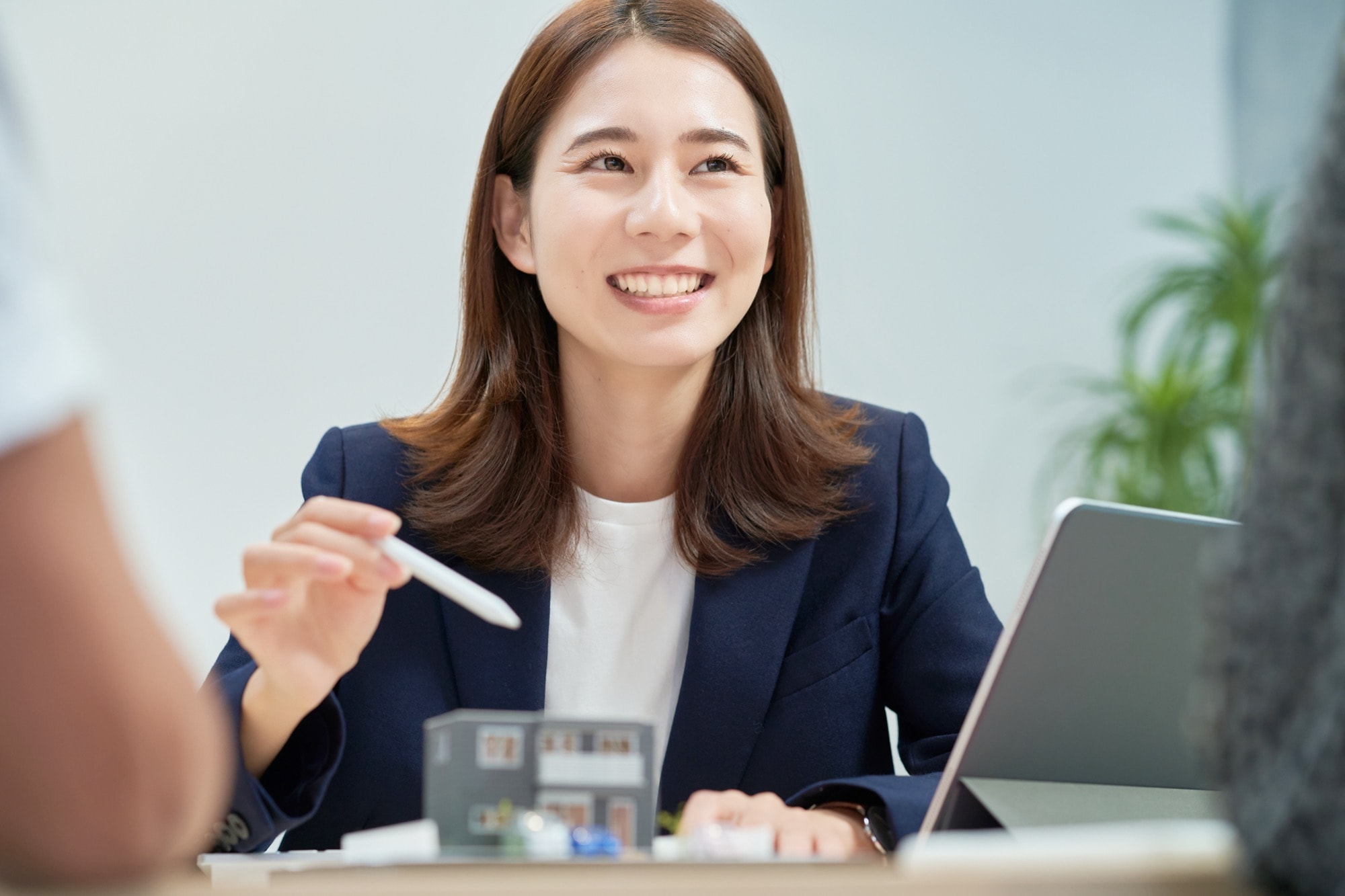 住宅会社の女性スタッフ